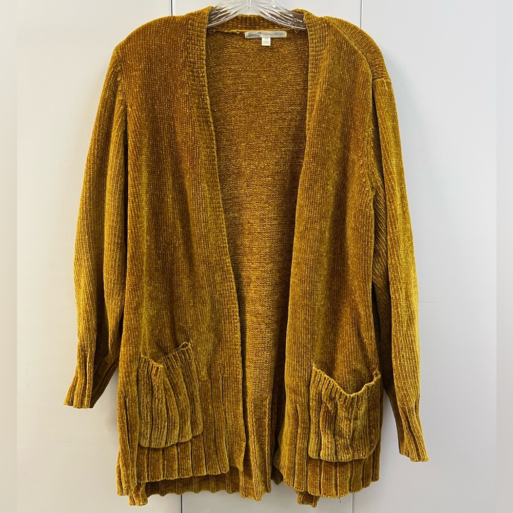 Like New Seven7 Soft Fall Long Sleeve Cardigan